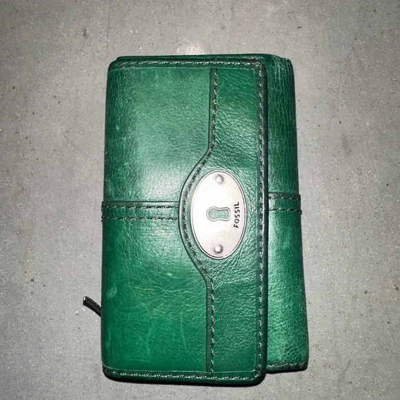 Fossil Emerald Green Leather Wallet - Picture 2 of 8